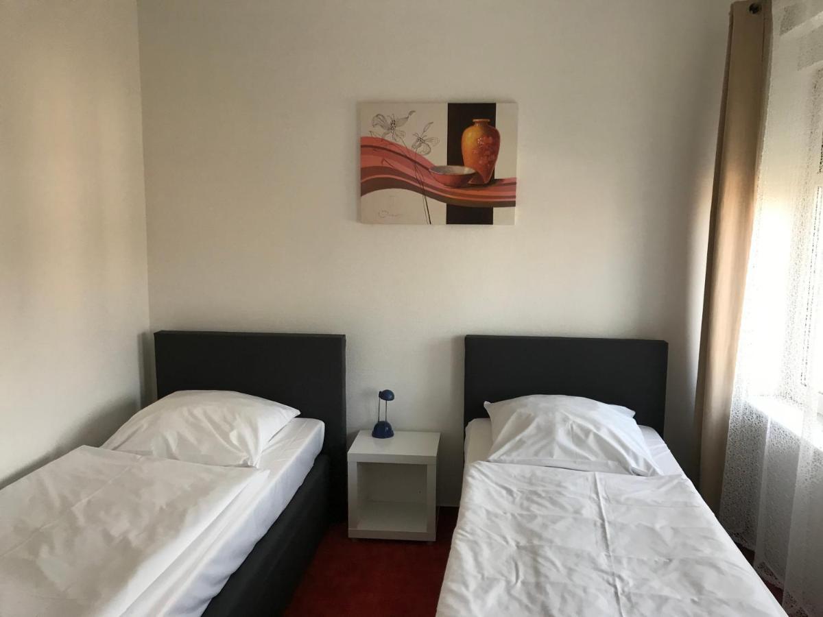 Hotel Zum Weinberg Cremlingen Zewnętrze zdjęcie